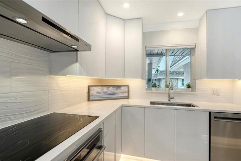Купить виллу или дом в Сарасота, Флорида 7 комнат, 115.38м2, № 2109722 - фото 10