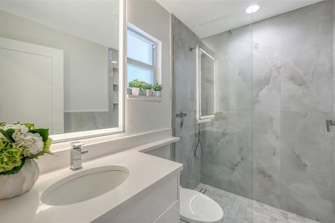 Купить виллу или дом в Сарасота, Флорида 7 комнат, 115.38м2, № 2109722 - фото 28