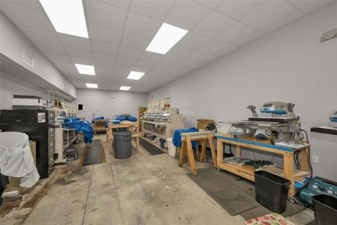Propiedad comercial en venta en Seminole, Florida, 418.71 m2 № 2217146 - foto 18