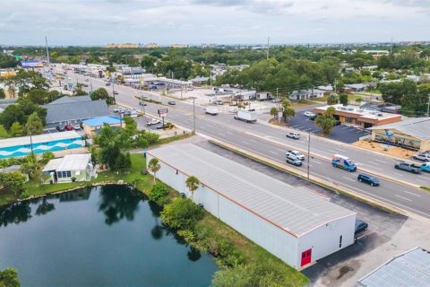 Propiedad comercial en venta en Seminole, Florida, 418.71 m2 № 2217146 - foto 4