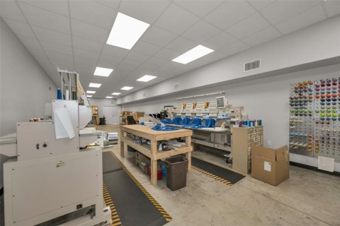 Propiedad comercial en venta en Seminole, Florida, 418.71 m2 № 2217146 - foto 17
