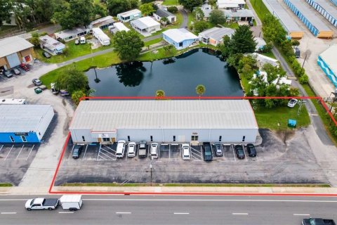 Commercial property in Seminole, Florida 418.71 sq.m. № 2217146