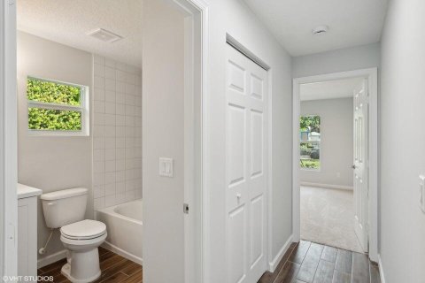 Villa ou maison à louer à West Palm Beach, Floride: 3 chambres, 105.07 m2 № 2353078 - photo 13