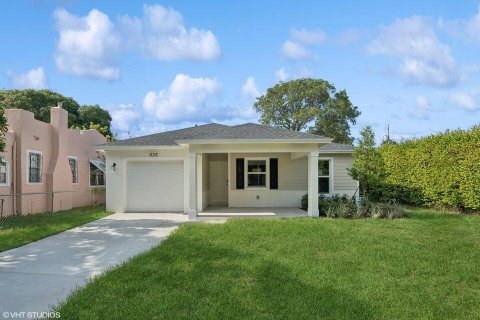 Villa ou maison à louer à West Palm Beach, Floride: 3 chambres, 105.07 m2 № 2353078 - photo 2