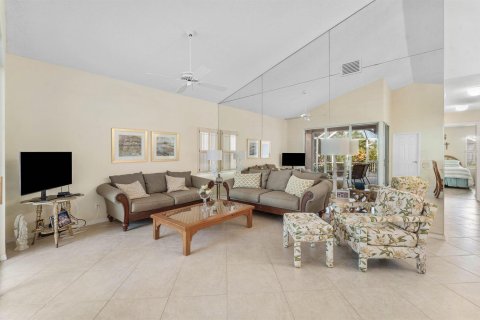 Villa ou maison à vendre à Palm Beach Gardens, Floride: 3 chambres, 145.02 m2 № 2390192 - photo 13