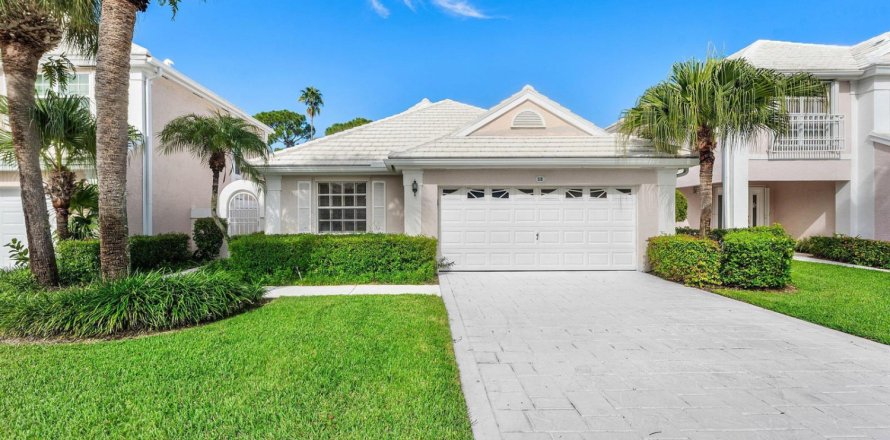 Villa ou maison à Palm Beach Gardens, Floride 3 chambres, 145.02 m2 № 2390192