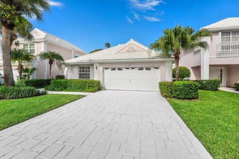 Villa ou maison à vendre à Palm Beach Gardens, Floride: 3 chambres, 145.02 m2 № 2390192 - photo 3