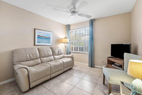 Villa ou maison à vendre à Palm Beach Gardens, Floride: 3 chambres, 145.02 m2 № 2390192 - photo 18