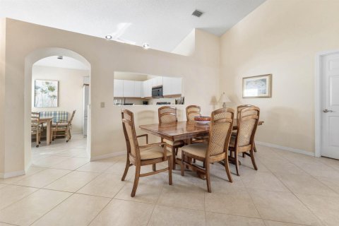 Villa ou maison à vendre à Palm Beach Gardens, Floride: 3 chambres, 145.02 m2 № 2390192 - photo 15