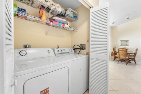 Villa ou maison à vendre à Palm Beach Gardens, Floride: 3 chambres, 145.02 m2 № 2390192 - photo 24