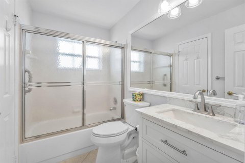 Villa ou maison à vendre à Palm Beach Gardens, Floride: 3 chambres, 145.02 m2 № 2390192 - photo 17
