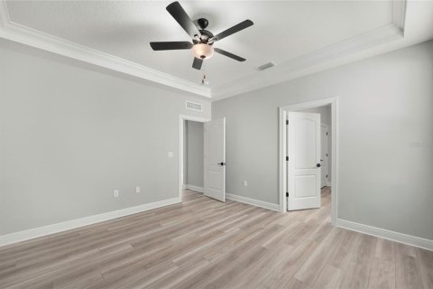 House in Kissimmee, Florida 6 bedrooms, 252.14 sq.m. № 2095091 - photo 4