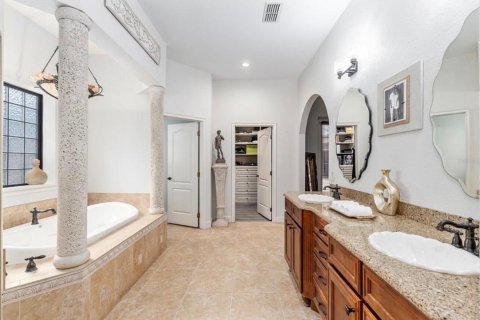 Villa ou maison à vendre à Ocala, Floride: 5 chambres, 355.63 m2 № 2087396 - photo 19