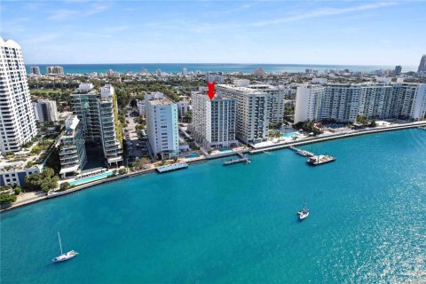 Купить кондоминиум в Майами-Бич, Флорида 1 спальня, 69.68м2, № 1928465 - фото 5