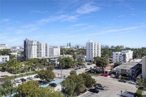 Купить кондоминиум в Майами-Бич, Флорида 1 спальня, 69.68м2, № 1928465 - фото 26