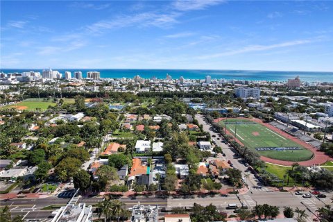 Купить кондоминиум в Майами-Бич, Флорида 1 спальня, 69.68м2, № 1928465 - фото 27