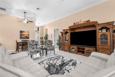 House in North Port, Florida 3 bedrooms, 207.08 sq.m. № 1737169 - photo 18