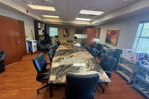 Immobilier commercial à vendre à Orlando, Floride: 1040.51 m2 № 2319102 - photo 4