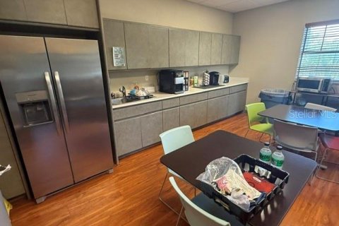 Immobilier commercial à vendre à Orlando, Floride: 1040.51 m2 № 2319102 - photo 6