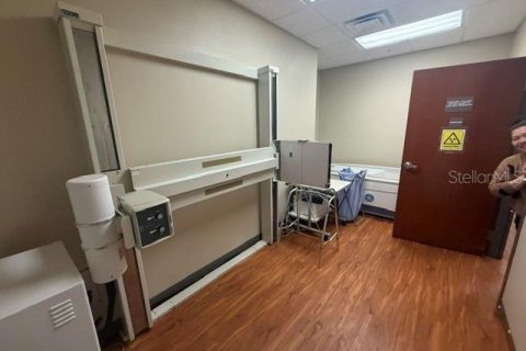 Immobilier commercial à vendre à Orlando, Floride: 1040.51 m2 № 2319102 - photo 12