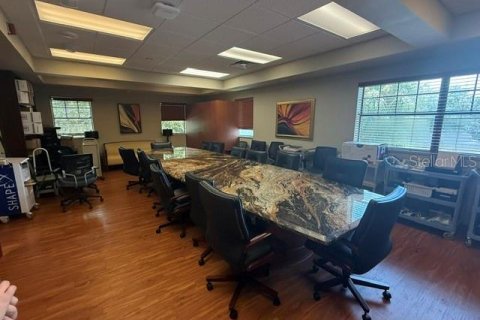 Immobilier commercial à vendre à Orlando, Floride: 1040.51 m2 № 2319102 - photo 3