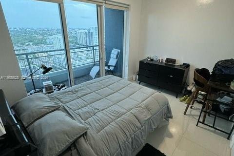 Снять в аренду кондоминиум в Майами, Флорида 1 спальня, 55.28м2, № 2047569 - фото 5