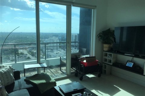 Снять в аренду кондоминиум в Майами, Флорида 1 спальня, 55.28м2, № 2047569 - фото 19