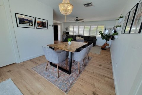 Casa en venta en Saint Petersburg, Florida, 4 dormitorios, 174.93 m2 № 1681710 - foto 26