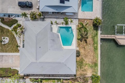 Casa en venta en Saint Petersburg, Florida, 4 dormitorios, 174.93 m2 № 1681710 - foto 6