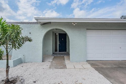 Casa en venta en Saint Petersburg, Florida, 4 dormitorios, 174.93 m2 № 1681710 - foto 11