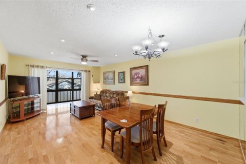 Condo in Largo, Florida, 1 bedroom № 2219027 - photo 7