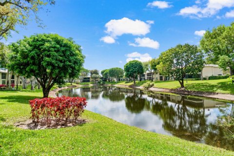 Condominio en venta en Boynton Beach, Florida, 3 dormitorios, 150.69 m2 № 2146792 - foto 27