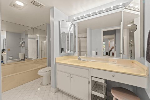 Condominio en venta en Boynton Beach, Florida, 3 dormitorios, 150.69 m2 № 2146792 - foto 17