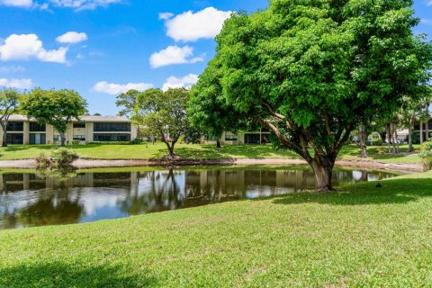 Condominio en venta en Boynton Beach, Florida, 3 dormitorios, 150.69 m2 № 2146792 - foto 28