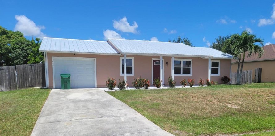 Villa ou maison à Port St. Lucie, Floride 3 chambres, 92.9 m2 № 2400585