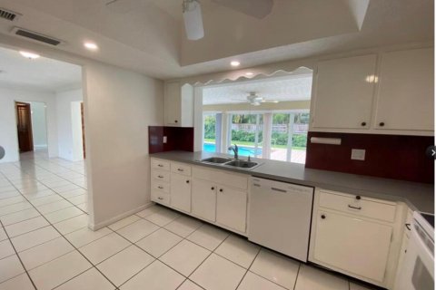 Casa en alquiler en Deerfield Beach, Florida, 3 dormitorios, 181.44 m2 № 2146697 - foto 6