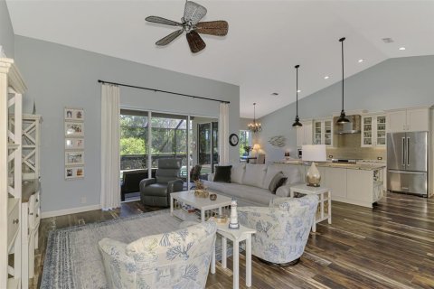 House in Bradenton, Florida 3 bedrooms, 209.87 sq.m. № 1783149 - photo 12