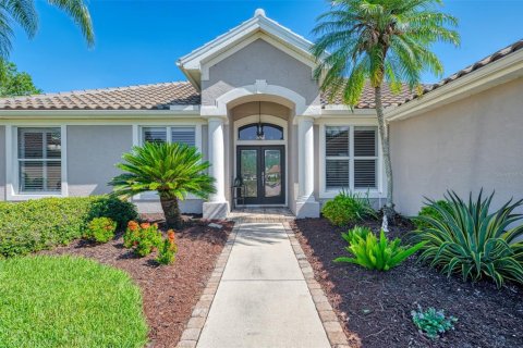 House in Bradenton, Florida 3 bedrooms, 209.87 sq.m. № 1783149 - photo 2
