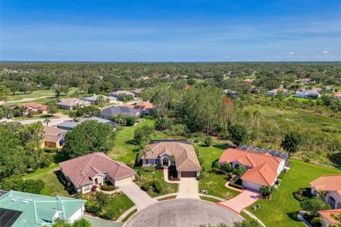 House in Bradenton, Florida 3 bedrooms, 209.87 sq.m. № 1783149 - photo 7