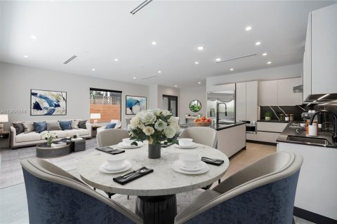 Townhouse in Miami, Florida 5 bedrooms, 557.6 sq.m. № 2026605 - photo 7