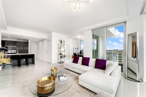 Condo à Bay Harbor Islands, Floride, 2 chambres  № 2386904