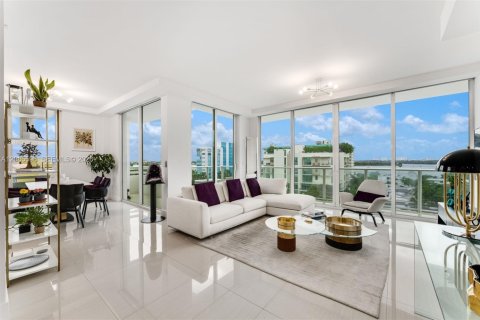 Copropriété à louer à Bay Harbor Islands, Floride: 2 chambres, 111.67 m2 № 2386904 - photo 9