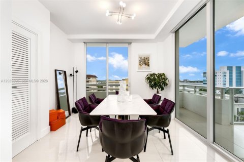 Copropriété à louer à Bay Harbor Islands, Floride: 2 chambres, 111.67 m2 № 2386904 - photo 6