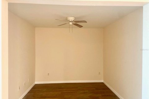 Condominio en alquiler en North Port, Florida, 2 dormitorios, 108.51 m2 № 1816924 - foto 9