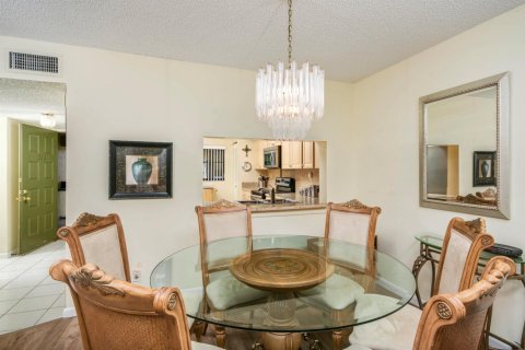 Condominio en venta en Palm Beach Gardens, Florida, 2 dormitorios, 115.66 m2 № 2400860 - foto 6
