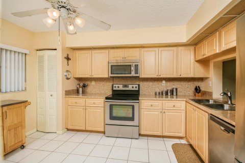 Condominio en venta en Palm Beach Gardens, Florida, 2 dormitorios, 115.66 m2 № 2400860 - foto 7