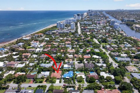 Villa ou maison à vendre à Pompano Beach, Floride: 3 chambres, 205.87 m2 № 2244227 - photo 2