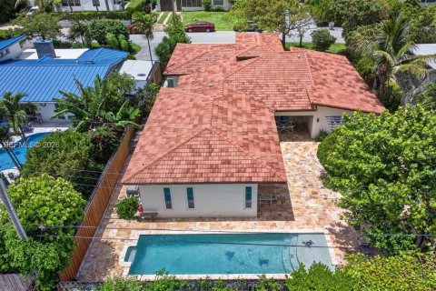 Villa ou maison à vendre à Pompano Beach, Floride: 3 chambres, 205.87 m2 № 2244227 - photo 3