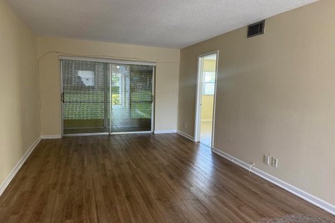 Condo in Boca Raton, Florida, 2 bedrooms № 2260924 - photo 9
