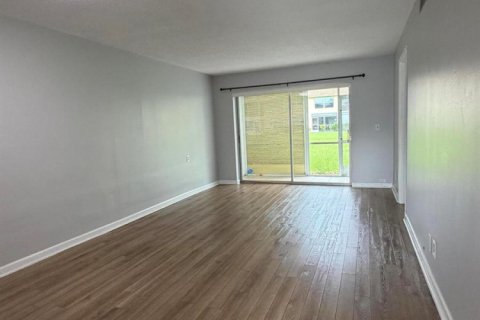 Condo in Boca Raton, Florida, 2 bedrooms № 2260924 - photo 7